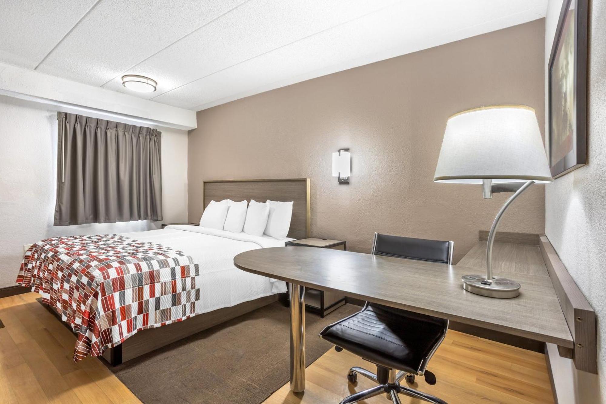 Red Roof Inn Tinton Falls-Jersey Shore Exterior foto